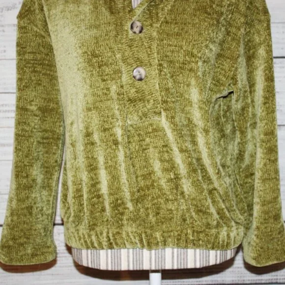 Chelsea & Theodore Green half button down Sweater Size Small - Picture 4 of 6